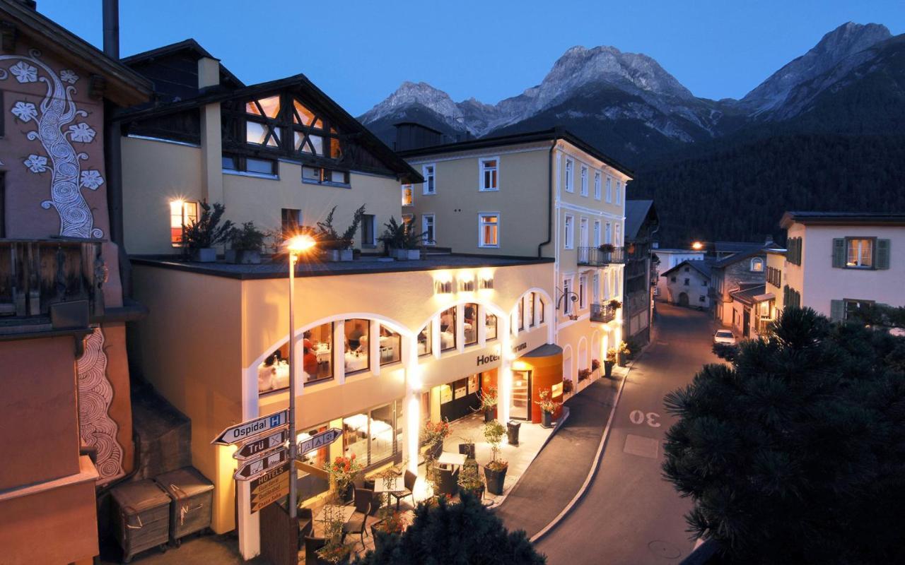 Curuna Hotel-Garni B&B Scuol Ngoại thất bức ảnh