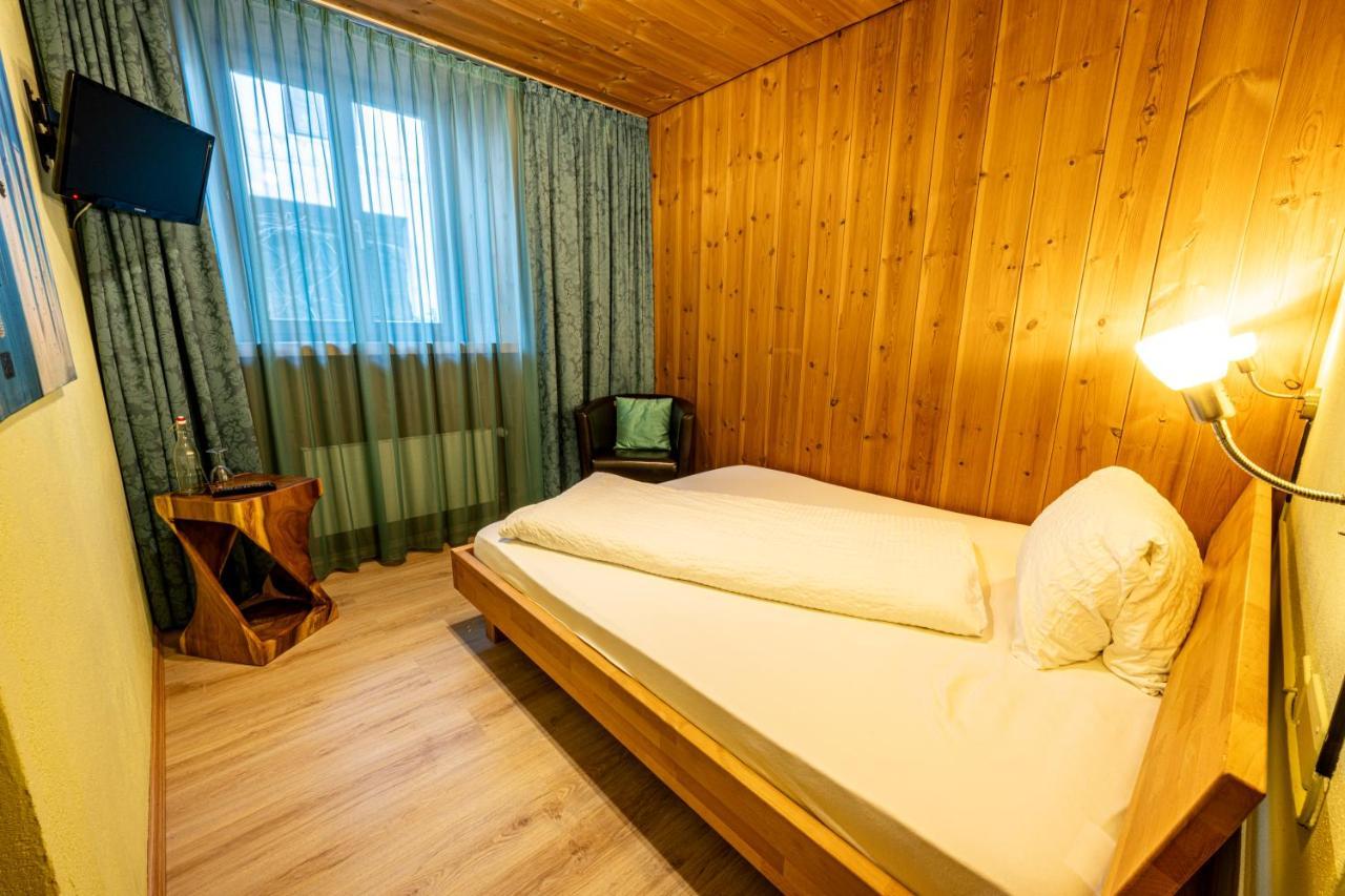 Curuna Hotel-Garni B&B Scuol Ngoại thất bức ảnh