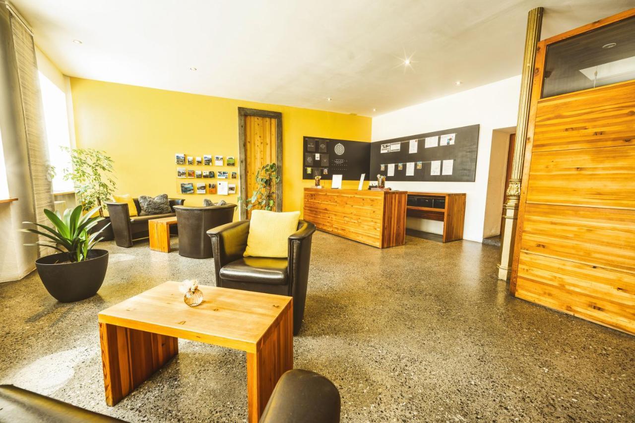 Curuna Hotel-Garni B&B Scuol Ngoại thất bức ảnh