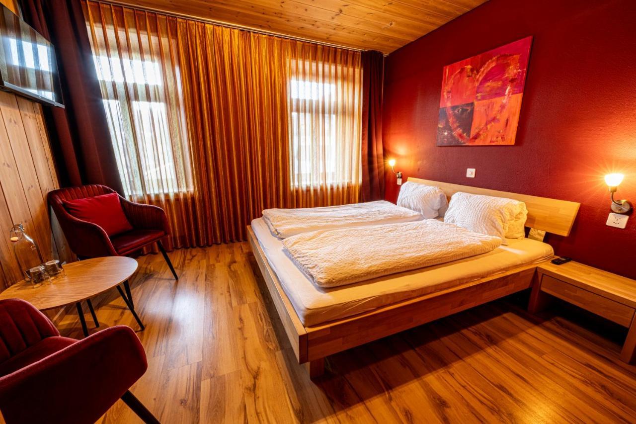 Curuna Hotel-Garni B&B Scuol Ngoại thất bức ảnh