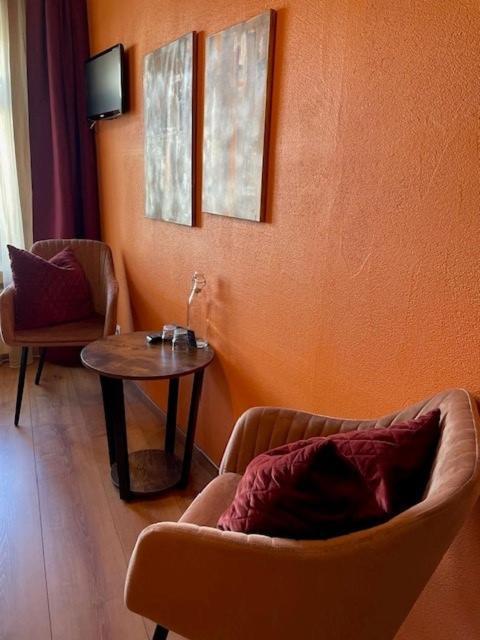 Curuna Hotel-Garni B&B Scuol Ngoại thất bức ảnh