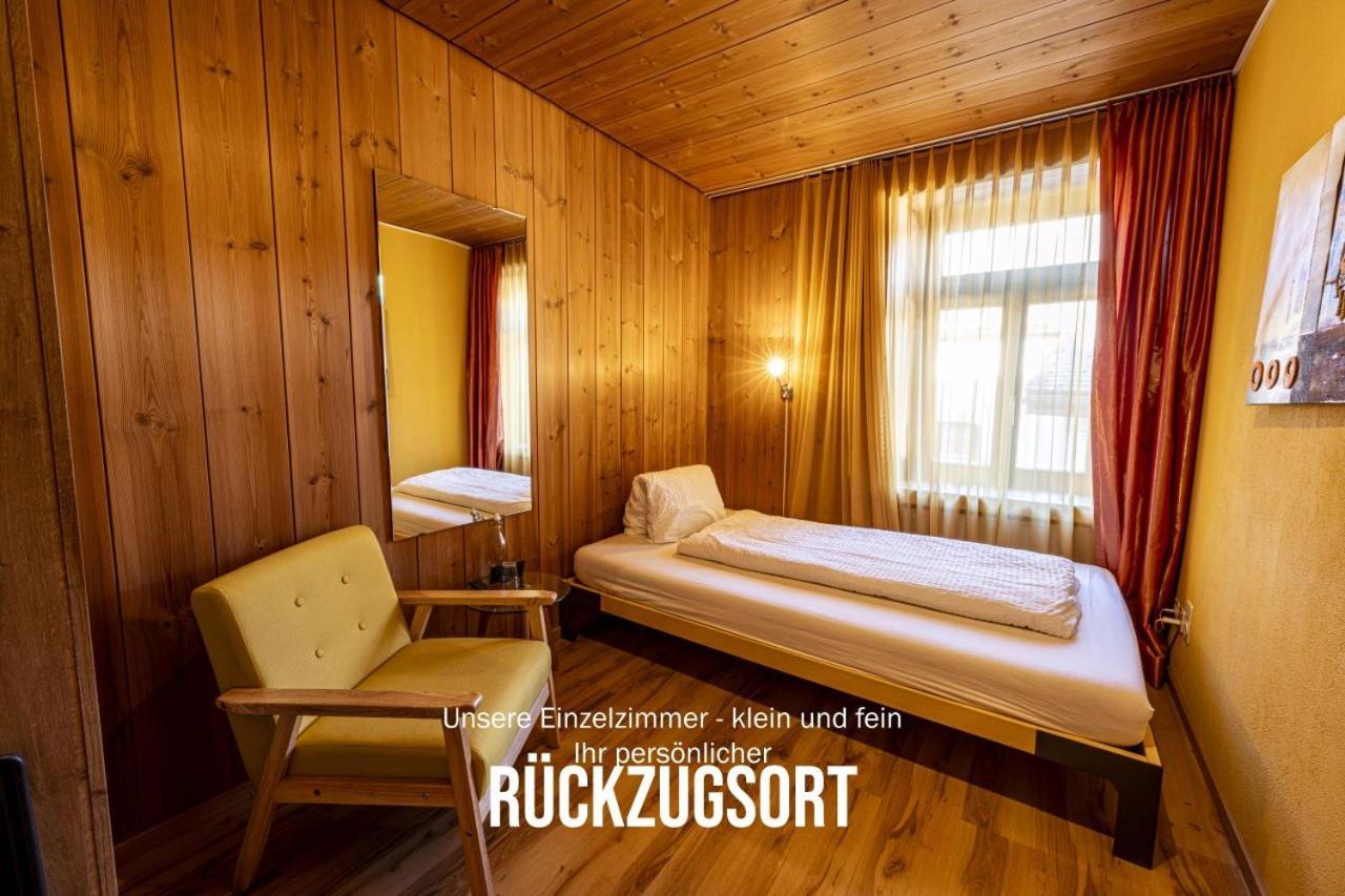 Curuna Hotel-Garni B&B Scuol Ngoại thất bức ảnh