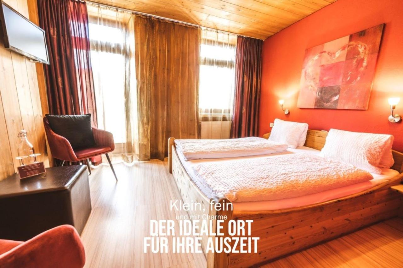 Curuna Hotel-Garni B&B Scuol Ngoại thất bức ảnh